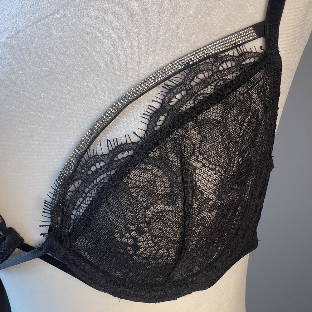Victoria's Secret‎ Very Sexy Low Cut Demi Bra With Rhinestones Black 32C NWT - Picture 9 of 9